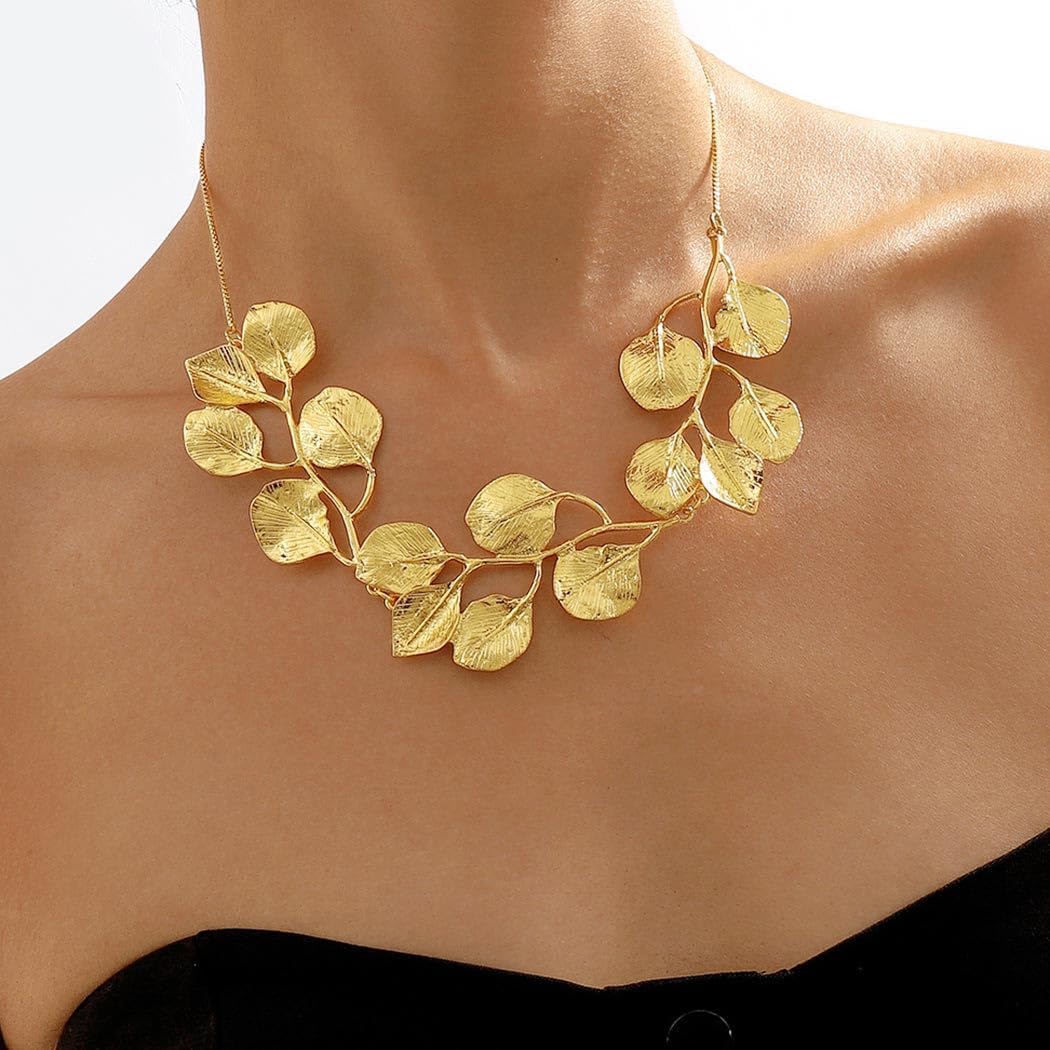 Jovono Boho Necklaces Gold Leaf Pendant Necklace Chain Dainty Leaves Necklace Chain for Women