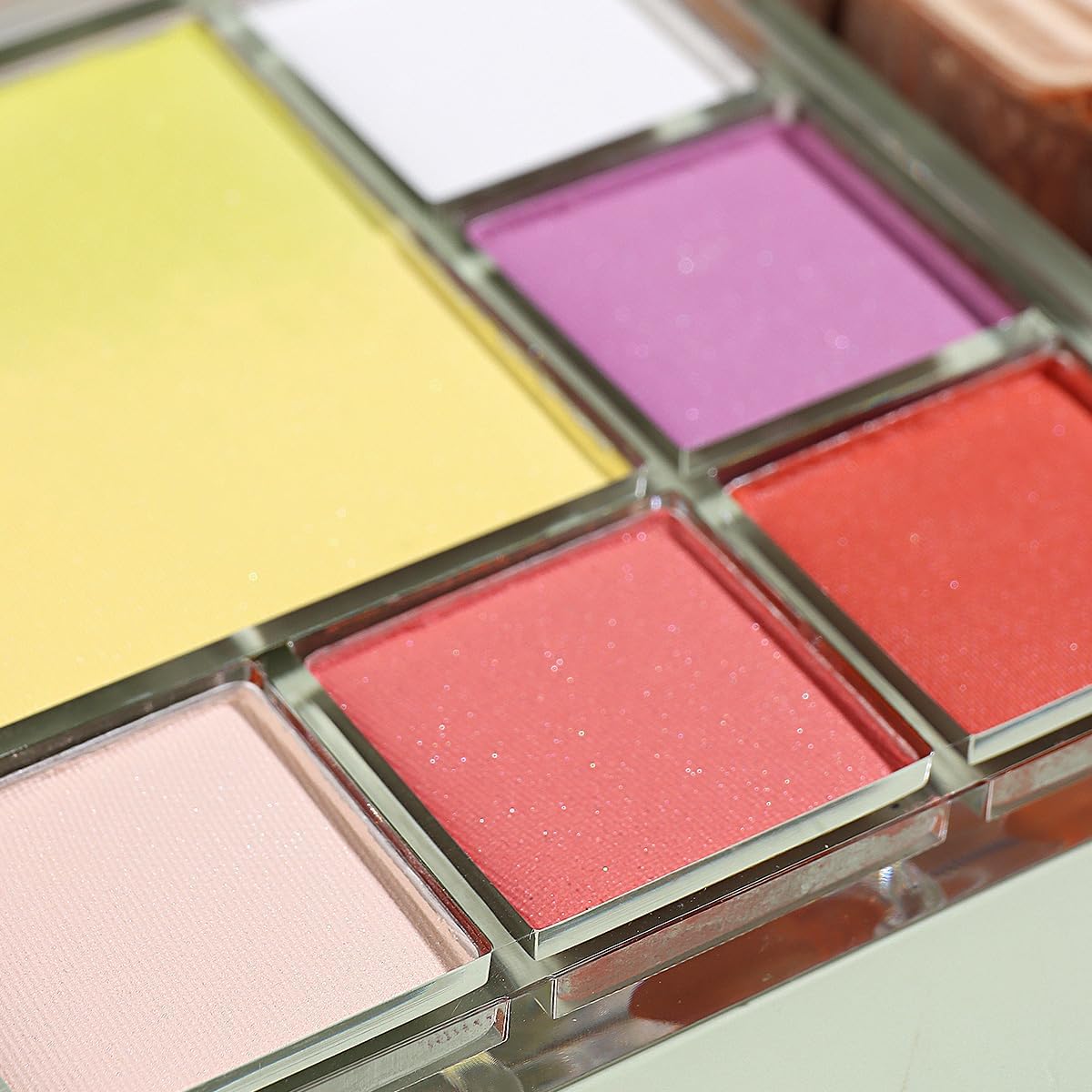 7 Colors Solid Fluorescent Neon Pigment Powder Set Gradient Iridescent Rainbow Palette Glitter Rubbing Dust for Gel Polish Nail Art Decorations