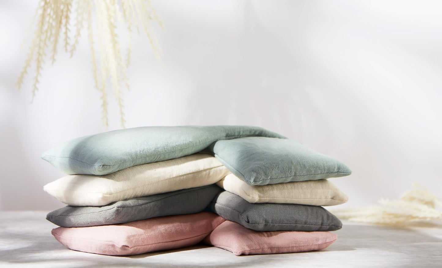 Bucky Linen Hot & Cold Body Wrap, Natural Buckwheat Filling, Pink, 16x5-inch