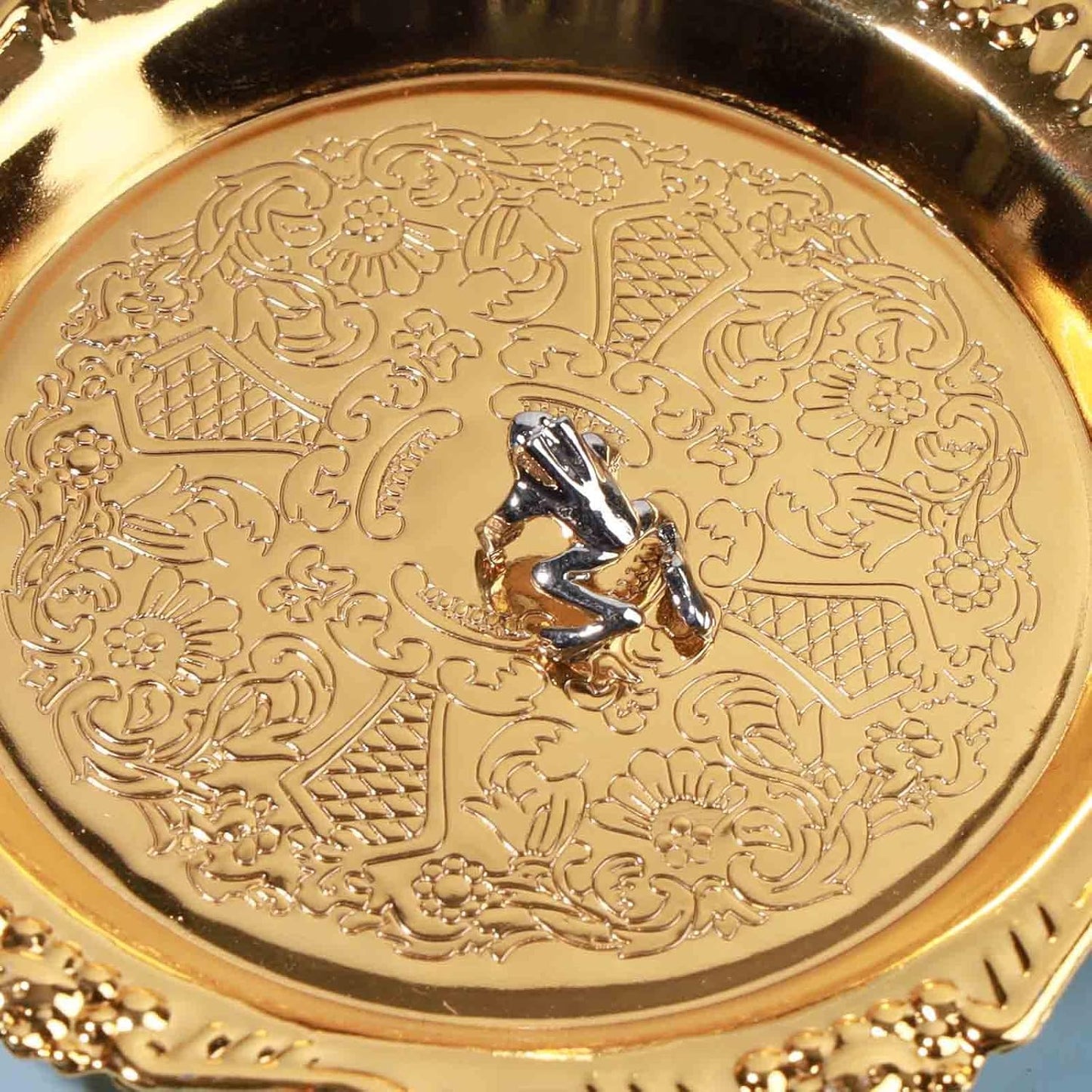 Vintage Frog Cuff Earrings Silver Frog Helix Wrap Earrings Fake Ear Cartilage Earrings Fun Animal Clip on Cuff Wrap Earrings Jewelry for Women and Girls Creative Gifts