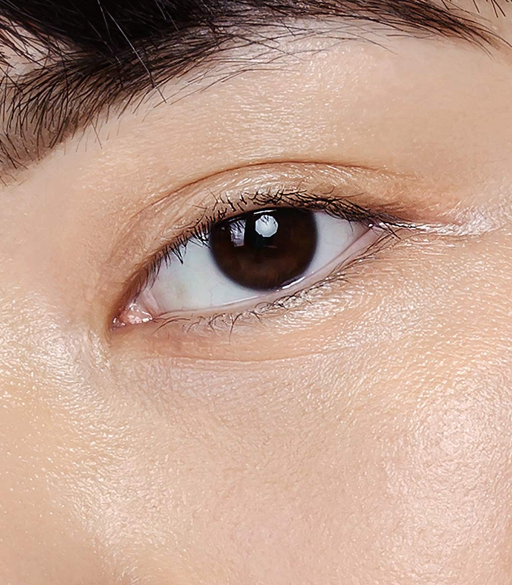 MÁDARA Organic Skincare | Luminous Perfecting Concealer 35 HONEY – 4ml, Dewy finish, With hyaluronic acid, Natural concealer for dark circles and blemishes, Vegan, COSMOS natural certified.