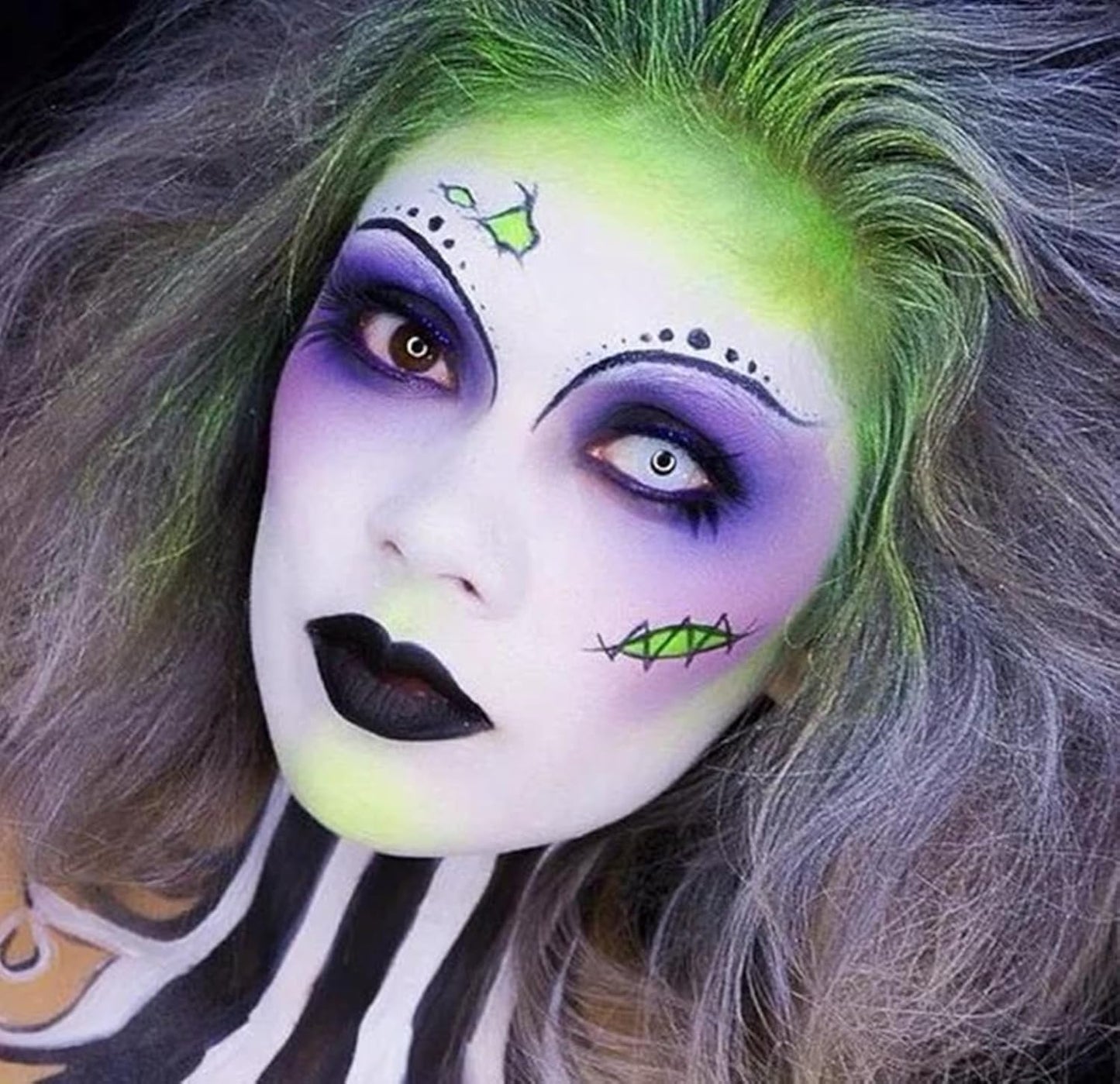 Go Ho 3 PCS Dark Purple Green Black Cream-Blendable Sticks,Waterproof Green and Purple Face Body Paint Professional SFX Makeup,Safe Facepaint Nose &Lip Smacking for Festival Halloween Makeup