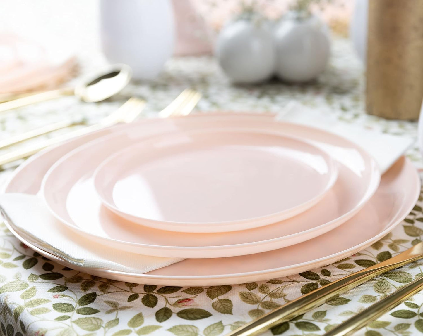 PLASTICPRO [30 Pack 10.7''] Pink Plastic Party Plates Edge Collection Premium heavyweight Elegant Disposable Tableware Dishes
