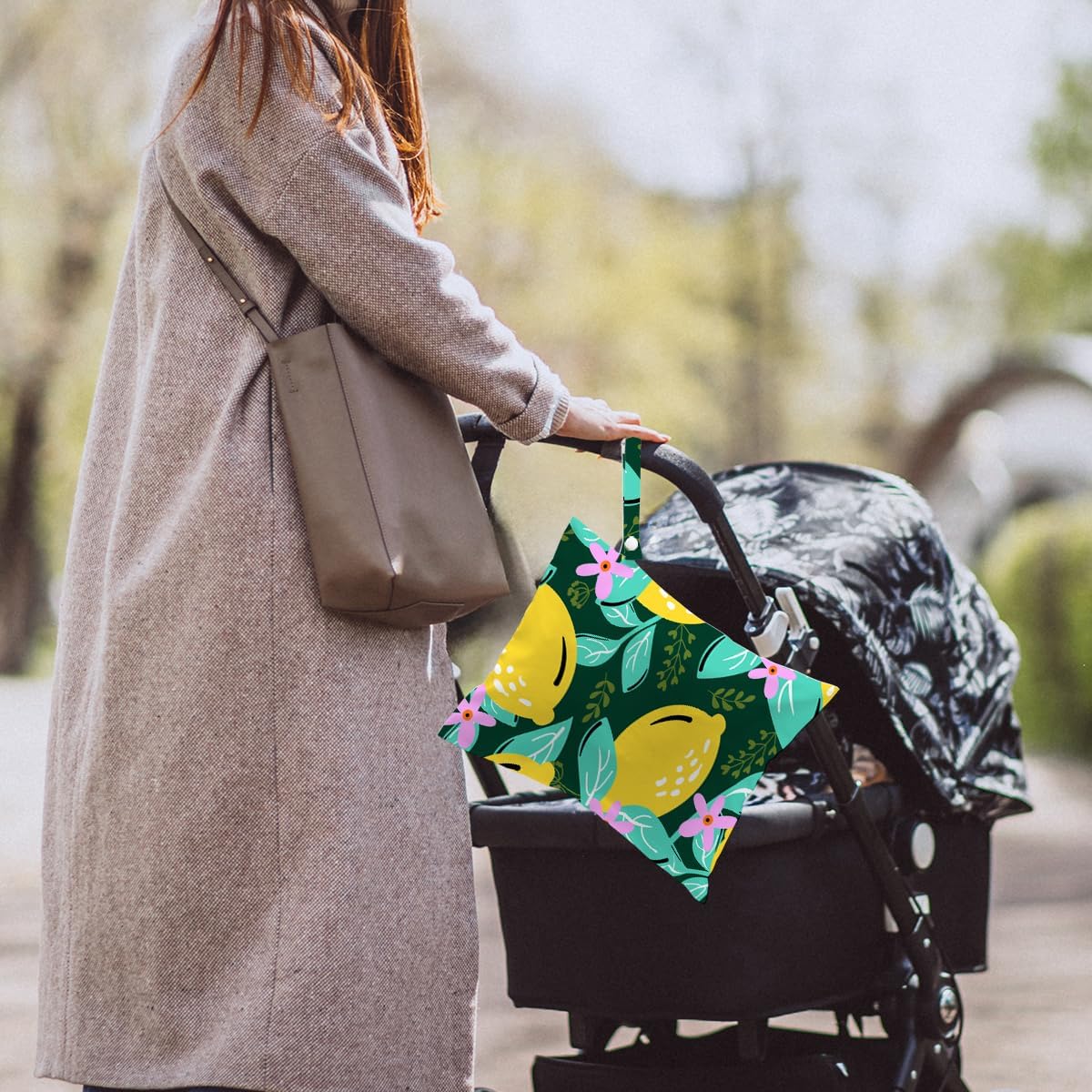 Lemon Wet Bags 12x10 Inch, Summer Flowers Waterproof Travel Laundry Bags, Washable Reusable Wet Dry Bag for Swimsuit Pool Beach Diapers Dirty Yoga Gym Clothes, Lemon Gifts for Women Friend Travelers