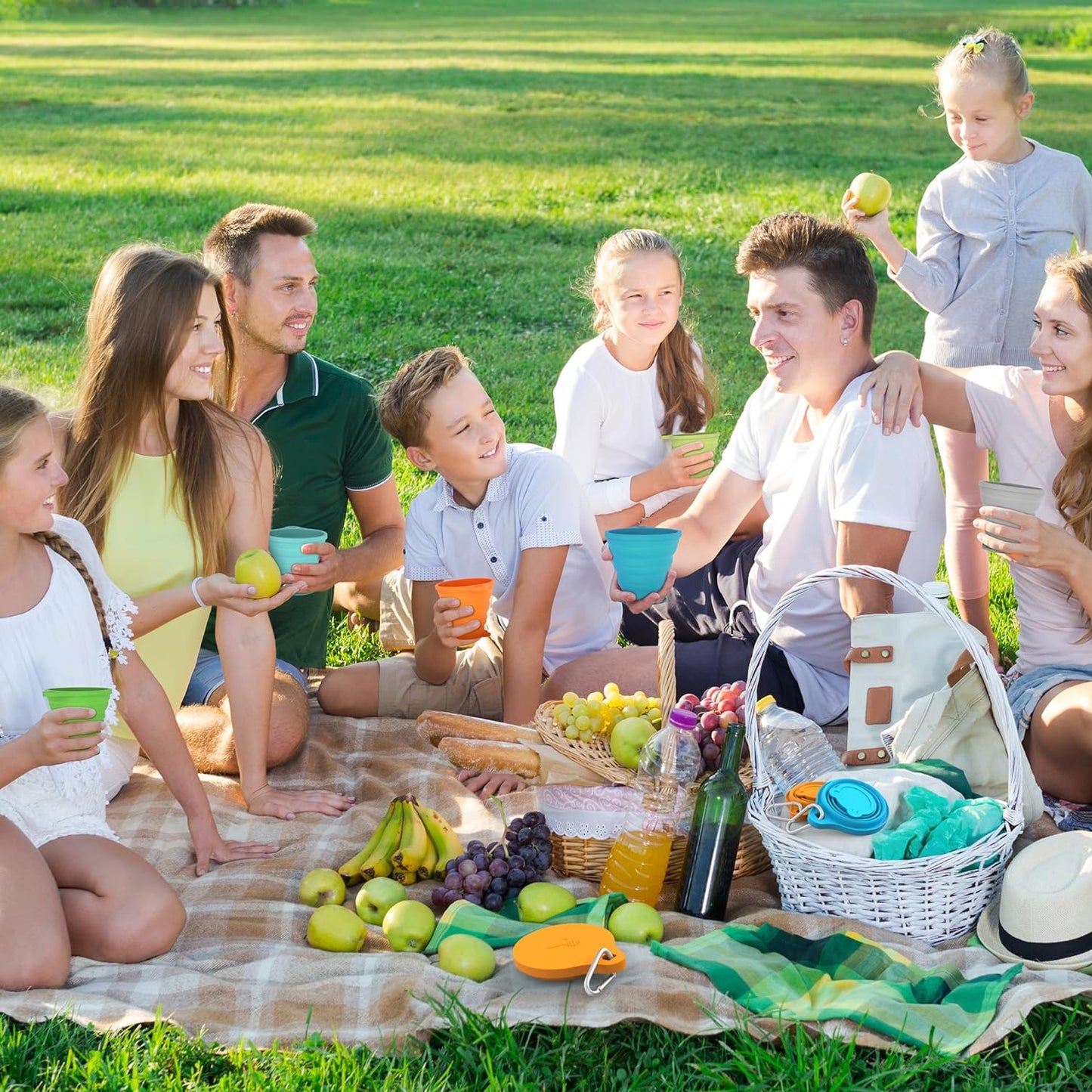 IYYI Collapsible Cup for Traveling, Silicone Camping Cup, Foldable Mug with Lid, Portable Cup for Camping, Hiking, Outdoors, Travel, Folding Mug (Gray-Matcha