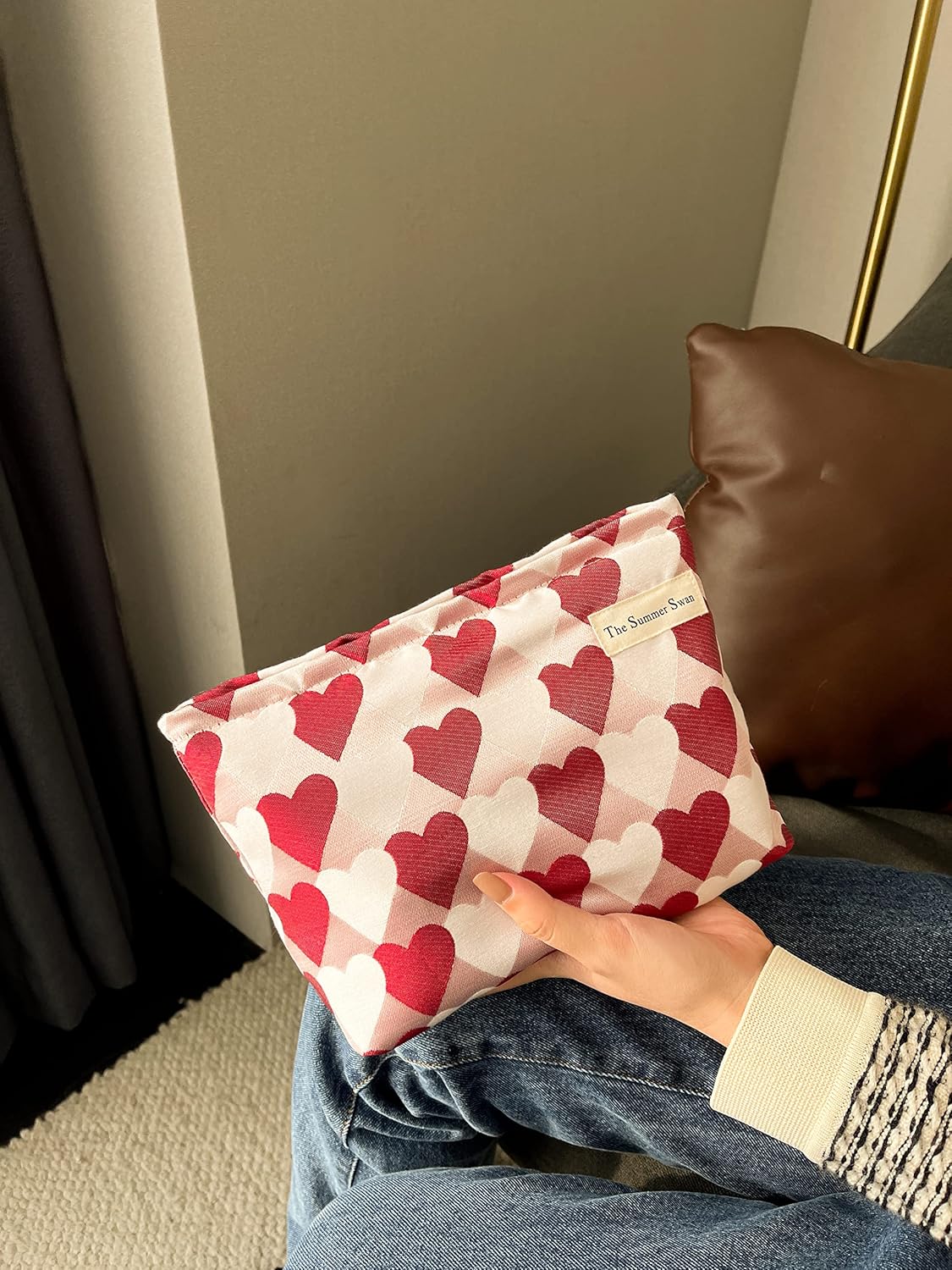 Summer Swan Large Floral Mid-day Clutch Period Kit Hygiene Skincare Cute Makeup Bag (Valentine Hearts Red)